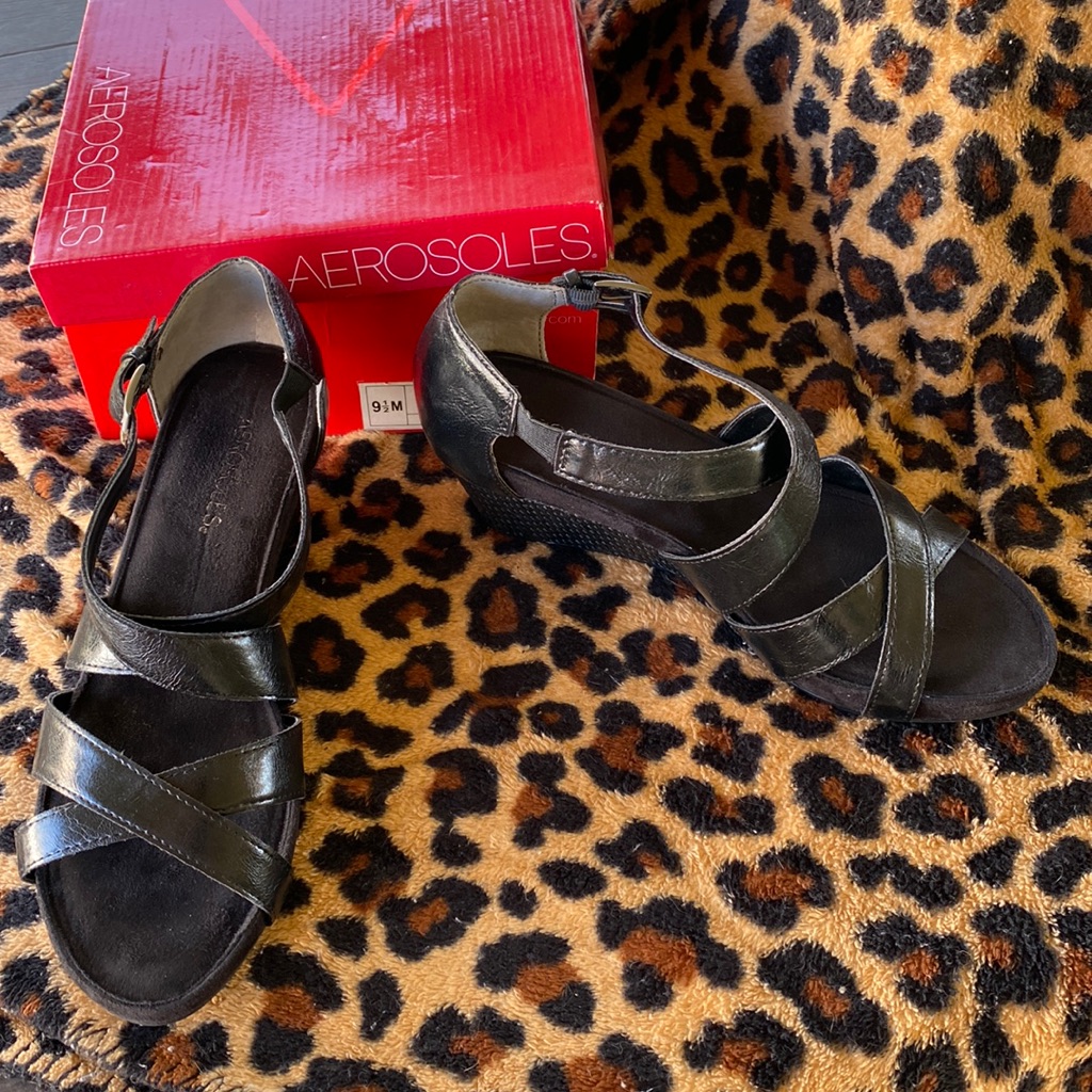 Aerosoles Wedge Sandals Black 9.5